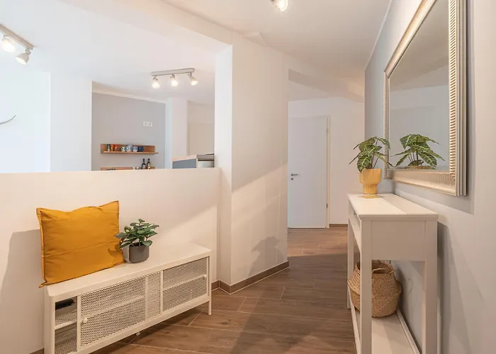 Benville - Grosser Garten - Modern -wlan * Δρέσδη