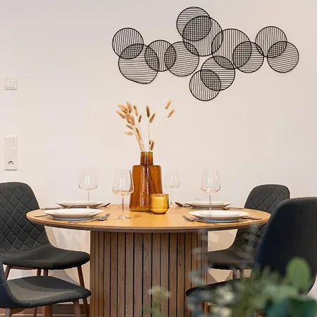Benville - Grosser Garten - Modern -wlan Apartment