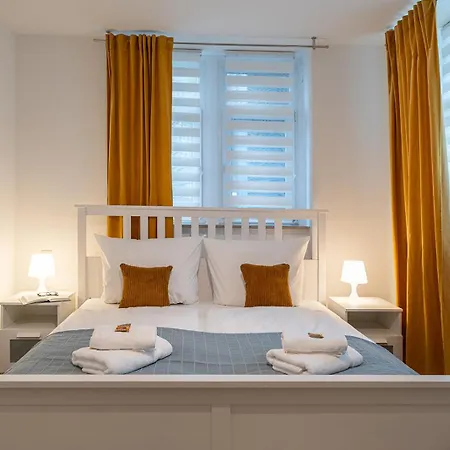 Benville - Grosser Garten - Modern -wlan Apartment