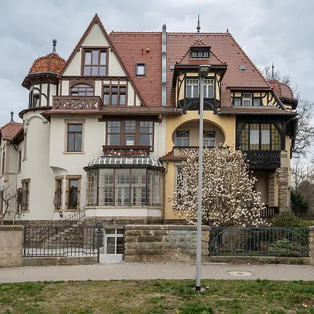 Benville - Grosser Garten - Modern -wlan Apartment *