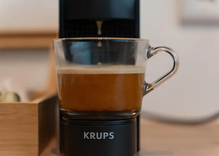 Benville - Grosser Garten - Modern -wlan Appartement