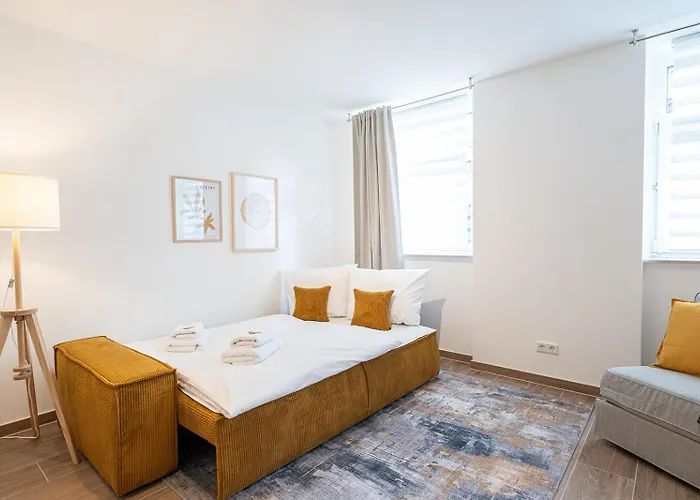 Appartement Benville - Grosser Garten - Modern -wlan *