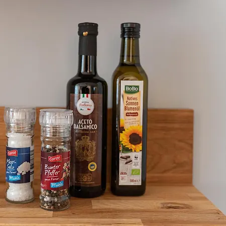 Benville - Grosser Garten - Modern -wlan *